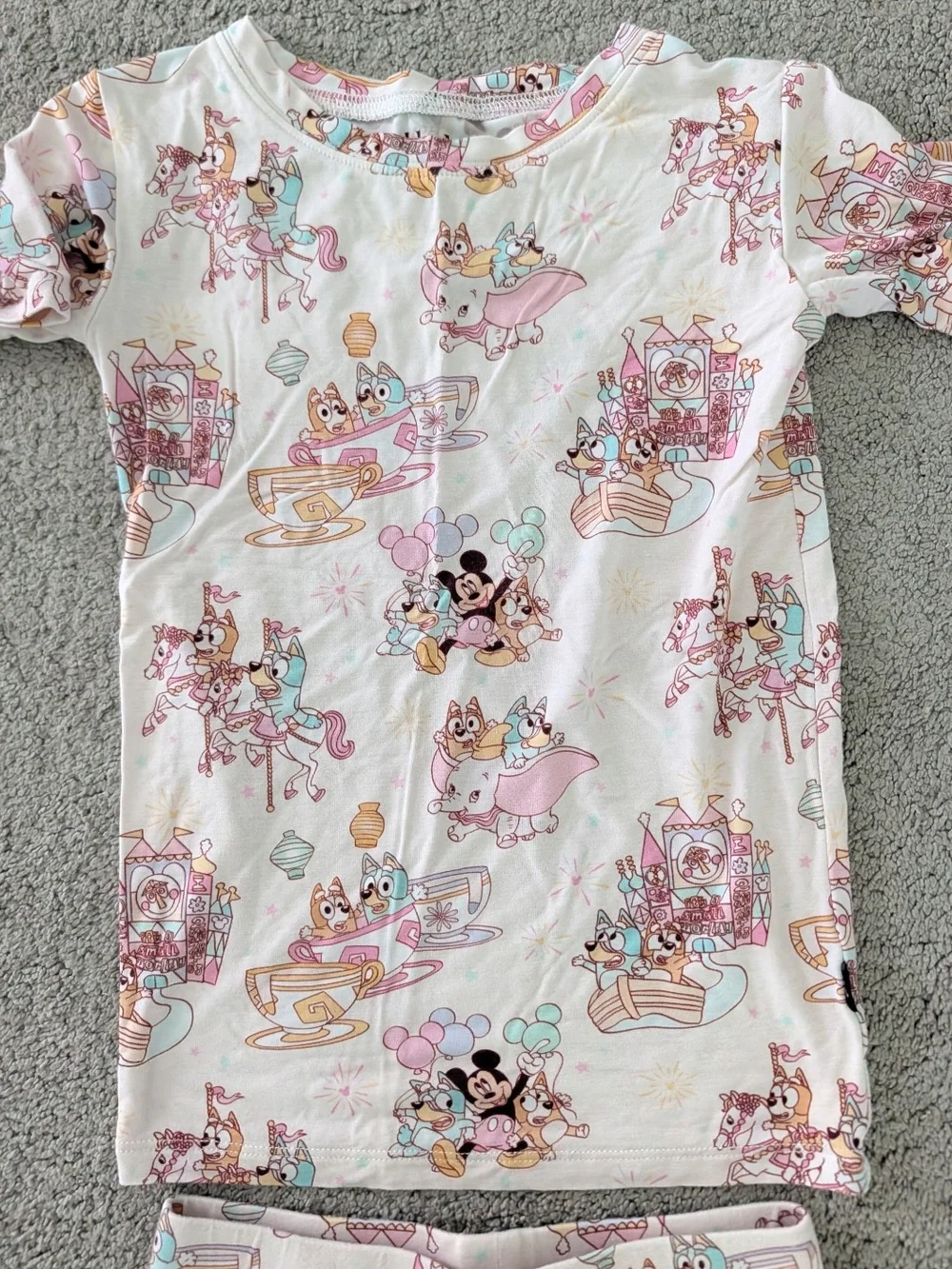 Blush Lotus Disney X Bluey Short Pajama Set, 4T